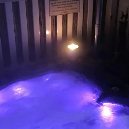 Hot Tub With Serendipity Vakantiepark